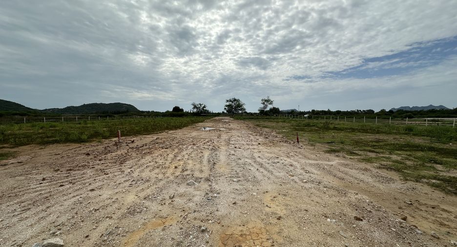 À vendre terrain à Sam Roi Yot, Prachuap Khiri Khan