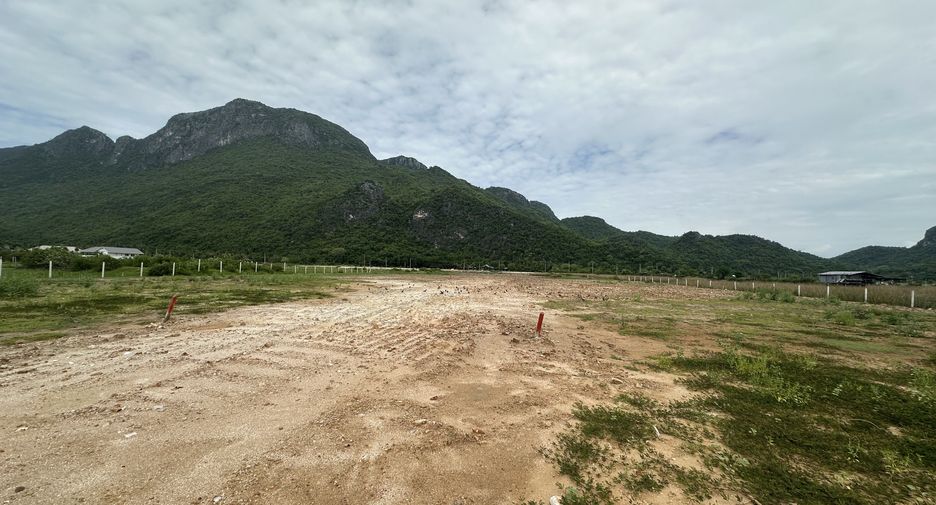 À vendre terrain à Sam Roi Yot, Prachuap Khiri Khan