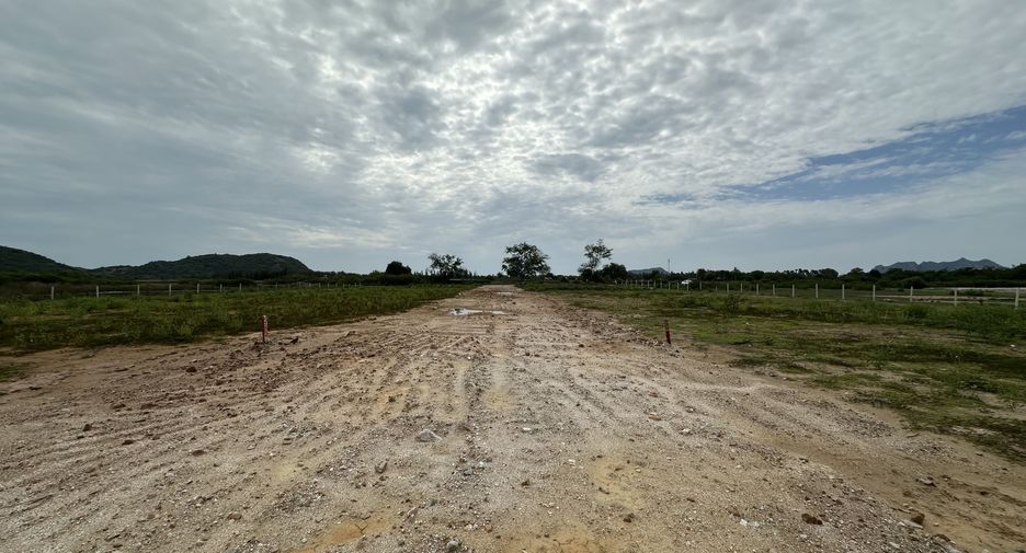 À vendre terrain à Sam Roi Yot, Prachuap Khiri Khan