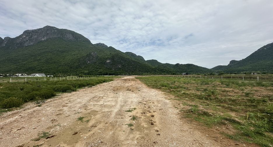 À vendre terrain à Sam Roi Yot, Prachuap Khiri Khan