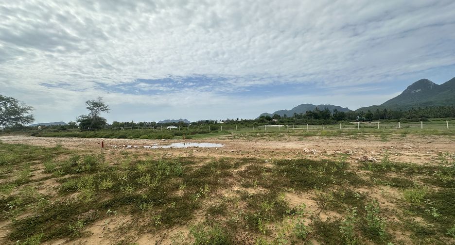 À vendre terrain à Sam Roi Yot, Prachuap Khiri Khan