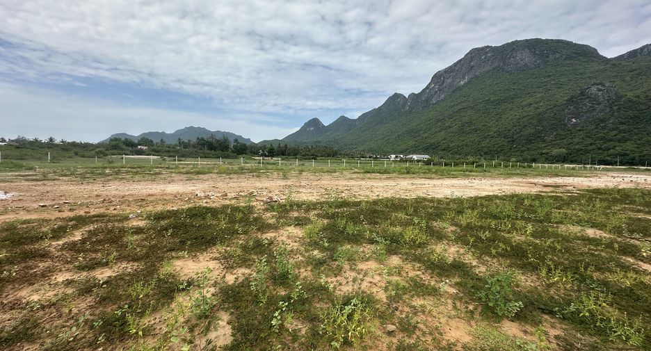 À vendre terrain à Sam Roi Yot, Prachuap Khiri Khan