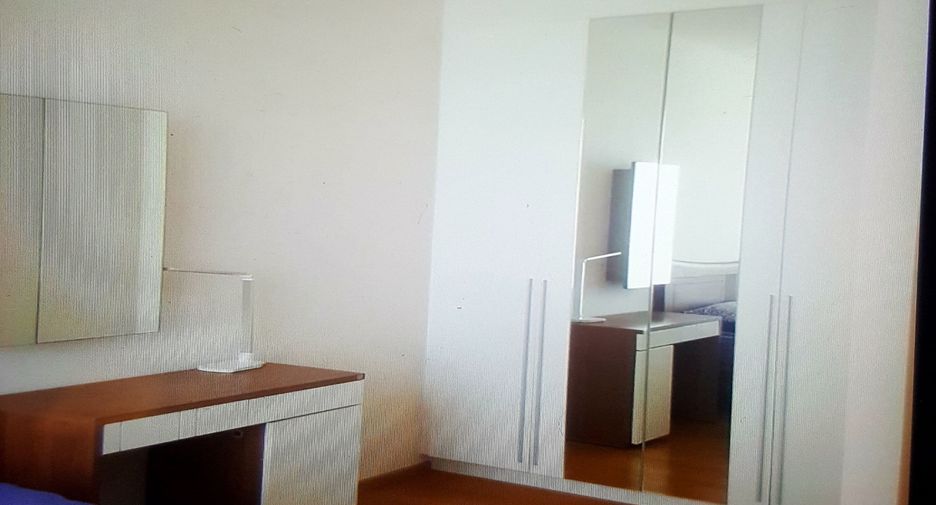 Condo en alquiler de 1 habitaciones en Khlong Toei, Bangkok