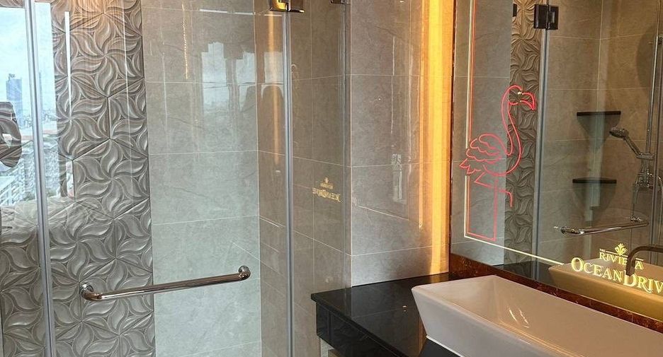 For rent 1 bed condo in Bang Lamung, Chonburi