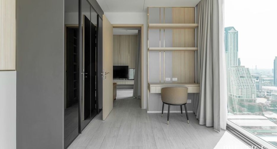 For rent 2 bedrooms condo in Sathon, Bangkok