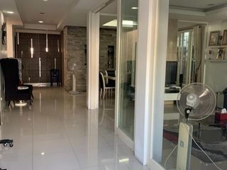 For sale 4 ベッドルーム house in Din Daeng, Bangkok