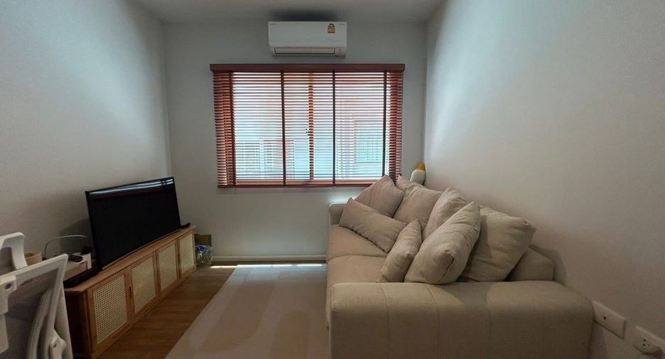 For rent 3 ベッドルーム house in Saphan Sung, Bangkok