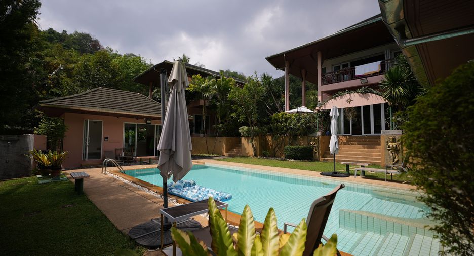 For sale 7 bedrooms villa in Kathu, Phuket