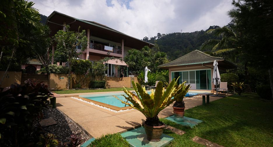 For sale 7 bedrooms villa in Kathu, Phuket