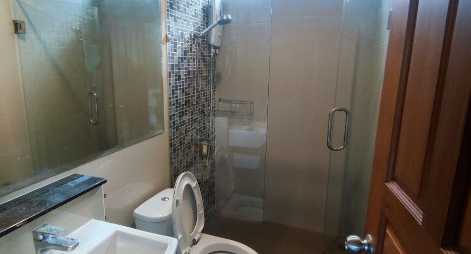 For rent 3 bedrooms house in Bang Bon, Bangkok