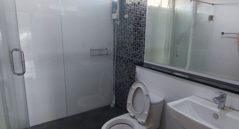 For rent 3 bedrooms house in Bang Bon, Bangkok