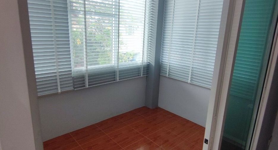 For rent 3 bedrooms house in Bang Bon, Bangkok