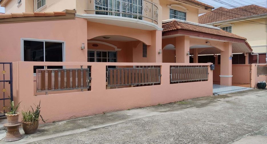 For rent 3 bedrooms house in Bang Lamung, Chonburi