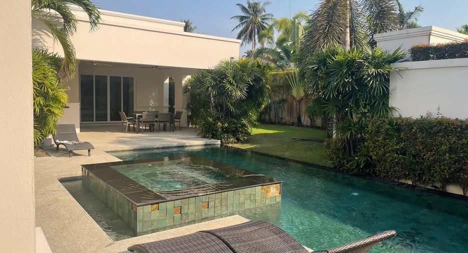 Casa en alquiler de 3 habitaciones en Bang Lamung, Chonburi