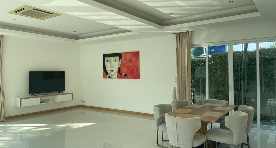 Casa en alquiler de 3 habitaciones en Bang Lamung, Chonburi