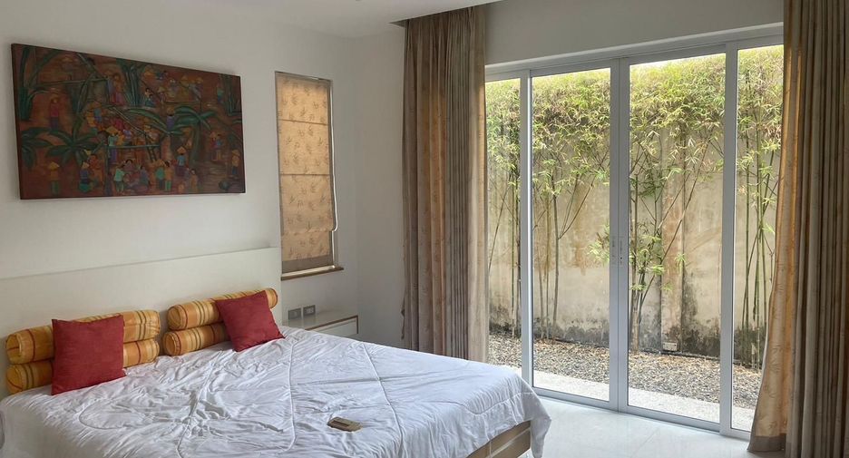 Casa en alquiler de 3 habitaciones en Bang Lamung, Chonburi
