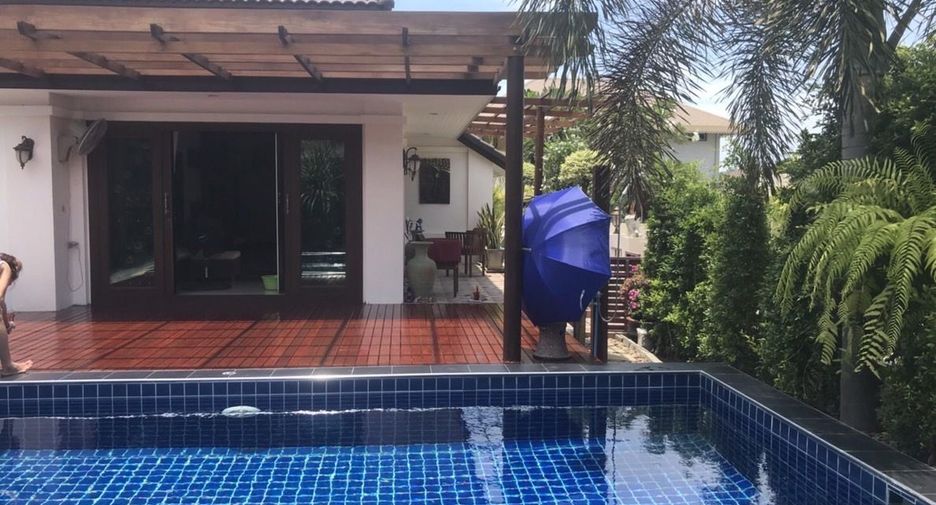 For sale 3 bedrooms house in Hua Hin, Prachuap Khiri Khan