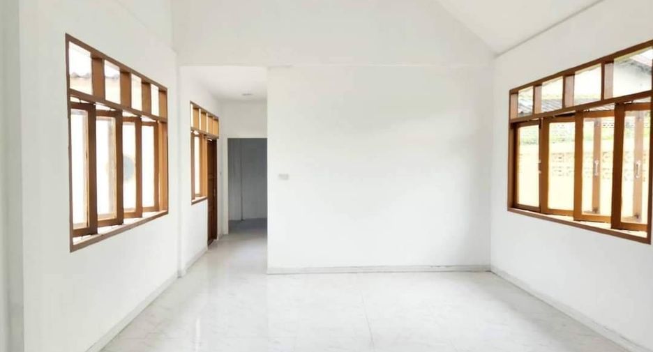 Casa en venta de 4 habitaciones en Pran Buri, Prachuap Khiri Khan