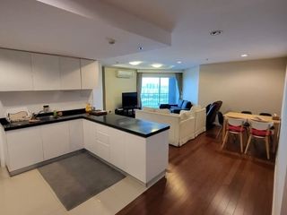 Wohnung zur Miete mit 2 Zimmer in Huai Khwang, Bangkok