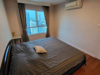 Wohnung zur Miete mit 2 Zimmer in Huai Khwang, Bangkok