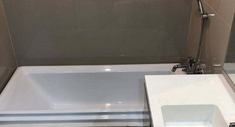 Condo en venta de 3 habitaciones en Din Daeng, Bangkok