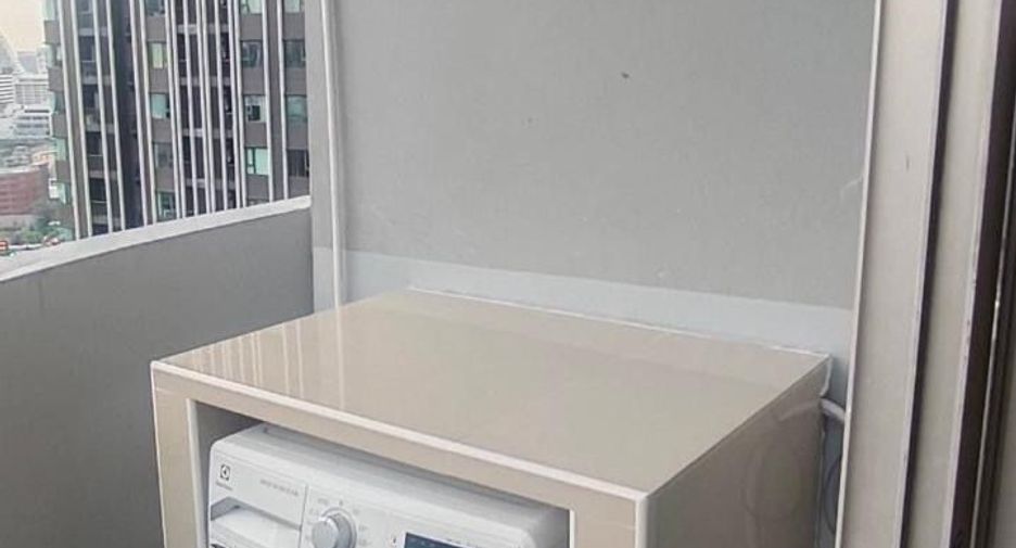 For sale and for rent 2 bedrooms condo in Watthana, Bangkok