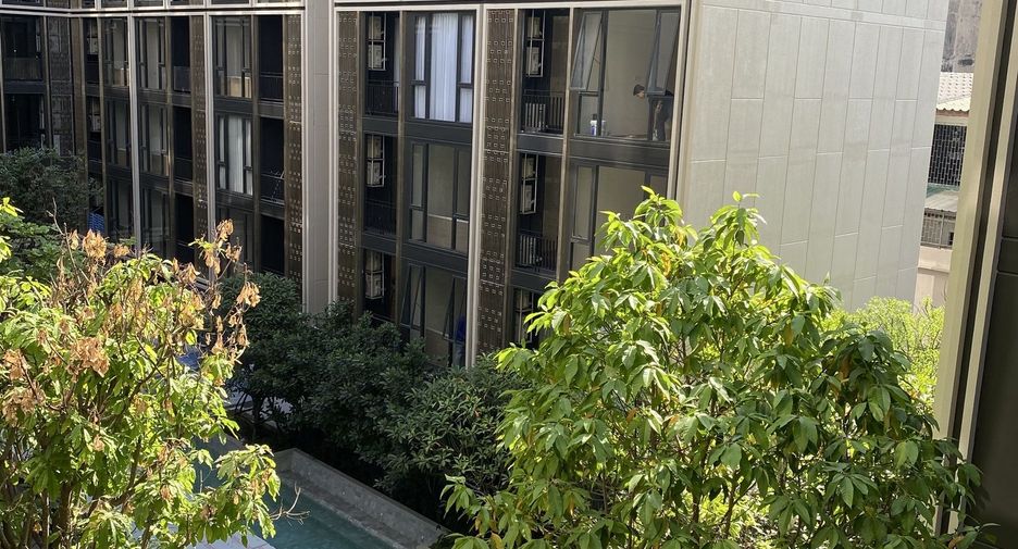 For rent 1 bed condo in Bang Rak, Bangkok