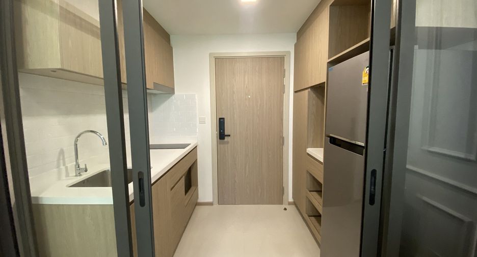 For rent 1 bed condo in Bang Rak, Bangkok