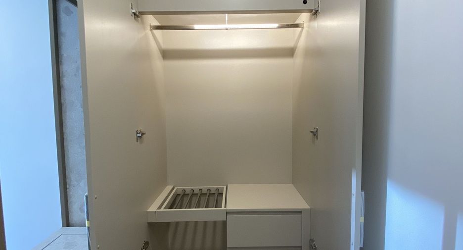 For rent 1 bed condo in Bang Rak, Bangkok