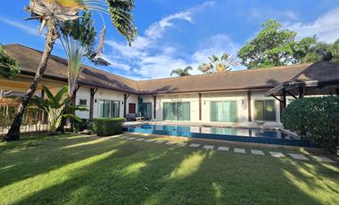 For sale 3 bedrooms villa in Mueang Phuket, Phuket