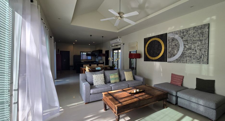 For sale 3 bedrooms villa in Mueang Phuket, Phuket