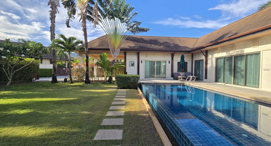 For sale 3 bedrooms villa in Mueang Phuket, Phuket