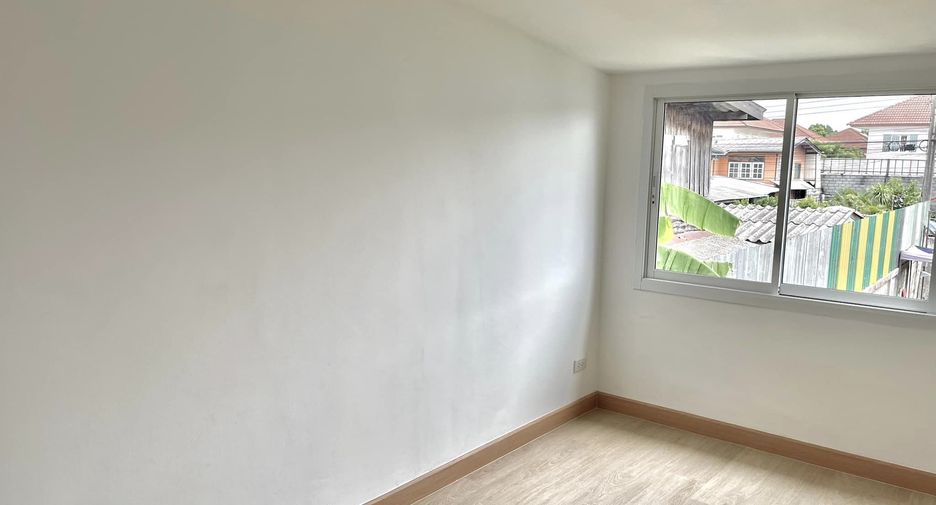 Reihenhaus zum Kauf mit 2 Zimmer in Khan Na Yao, Bangkok