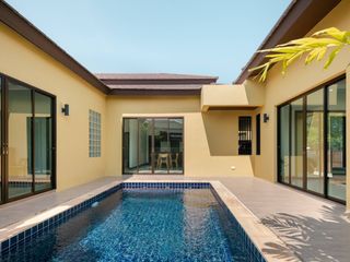 For sale 3 bedrooms villa in Bang Saray, Pattaya