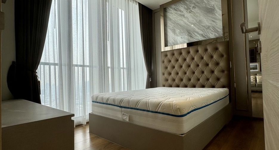 For sale 2 bedrooms condo in Khlong Toei, Bangkok