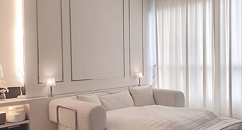 For sale 2 ベッドルーム condo in Phra Khanong, Bangkok