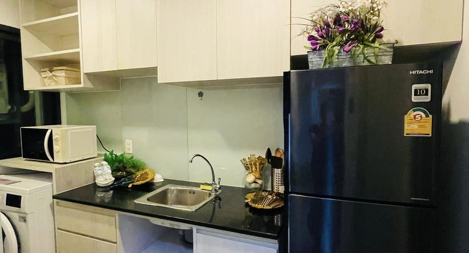 For rent 2 bedrooms condo in Bang Phlat, Bangkok