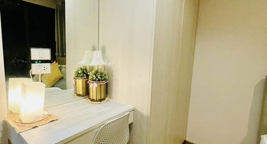 For rent 2 bedrooms condo in Bang Phlat, Bangkok