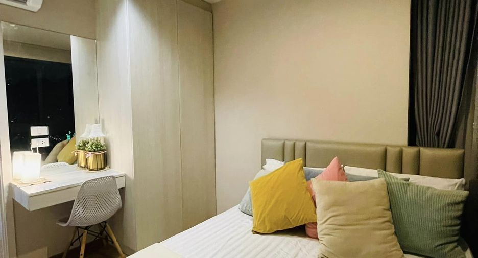 For rent 2 bedrooms condo in Bang Phlat, Bangkok