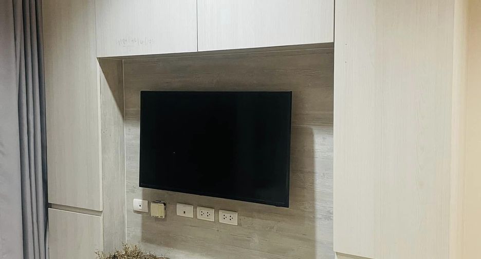 For rent 2 bedrooms condo in Bang Phlat, Bangkok