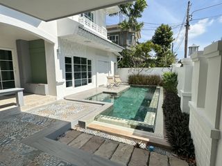 À vendre et à louer 4 chambres maison à Mueang Phuket, Phuket