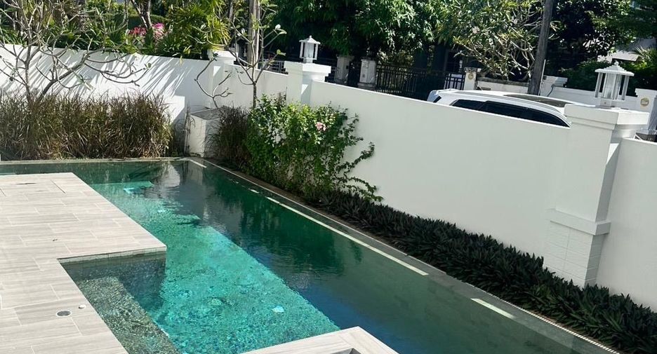 For sale and for rent 4 bedrooms house in Mueang Phuket, Phuket