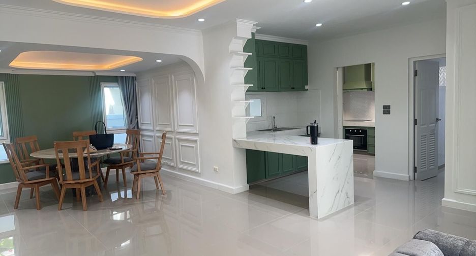 For sale and for rent 4 bedrooms house in Mueang Phuket, Phuket