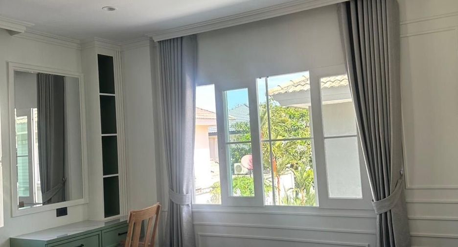 For sale and for rent 4 bedrooms house in Mueang Phuket, Phuket