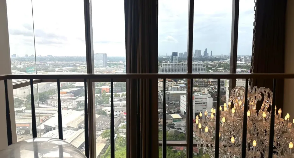 À vendre 1 chambre condo à Khlong Toei, Bangkok