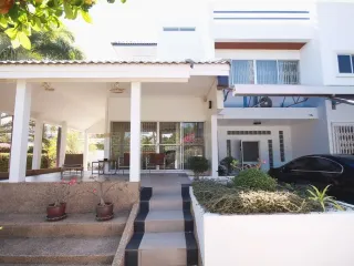出售 4 卧室 独立屋 在 华欣, 班武里府