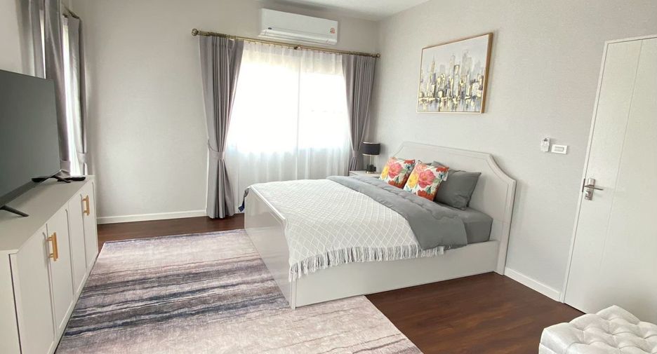 Casa en alquiler de 4 habitaciones en Mueang Phuket, Phuket