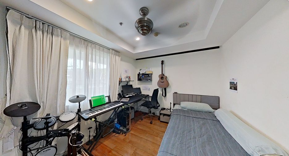 For sale 2 bedrooms apartment in Mueang Phuket, Phuket