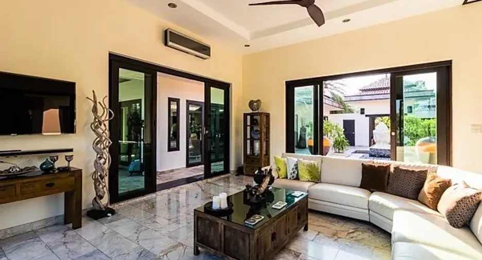 For sale 5 bedrooms villa in Sam Roi Yot, Prachuap Khiri Khan