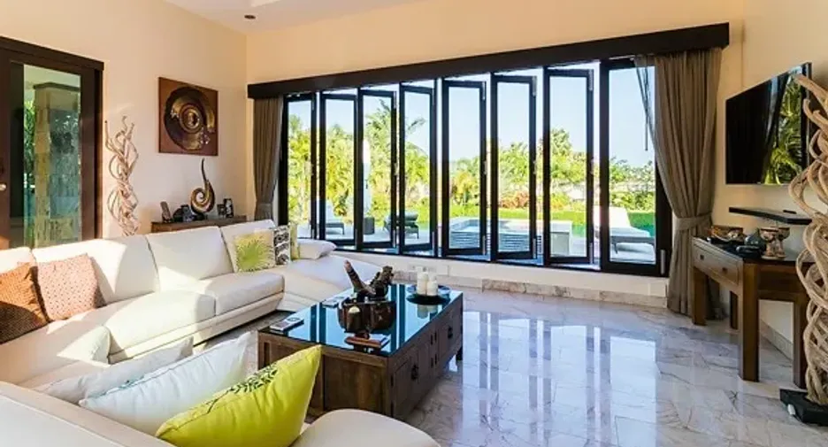 For sale 5 bedrooms villa in Sam Roi Yot, Prachuap Khiri Khan